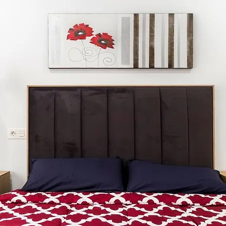 Lujo Parking, Proyector, Maquinita Y Patinetes شقة اوفيدو