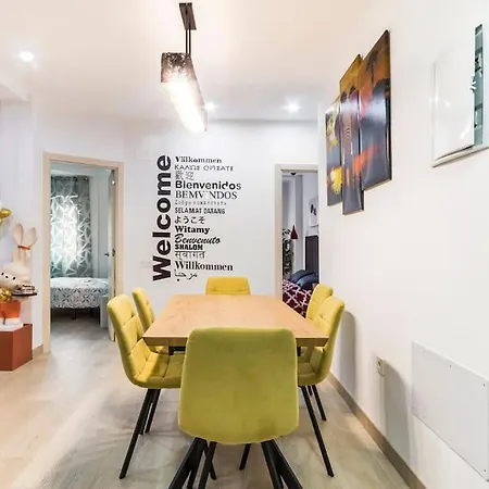 Lujo Parking, Proyector, Maquinita Y Patinetes Овьедо