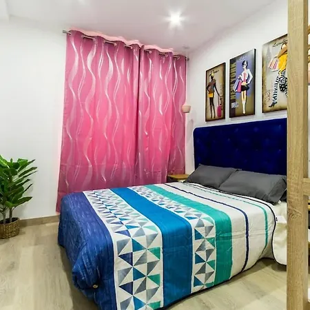 Lujo Parking, Proyector, Maquinita Y Patinetes *