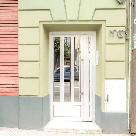 Lujo Parking, Proyector, Maquinita Y Patinetes * Oviede