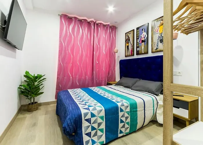 Lujo Parking, Proyector, Maquinita Y Patinetes *